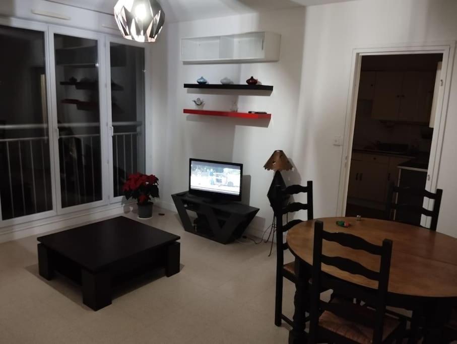 Appartement Courbaril A Nantes Bagian luar foto
