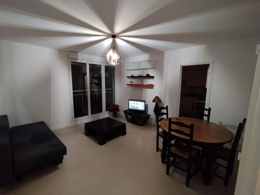 Appartement Courbaril A Nantes Bagian luar foto